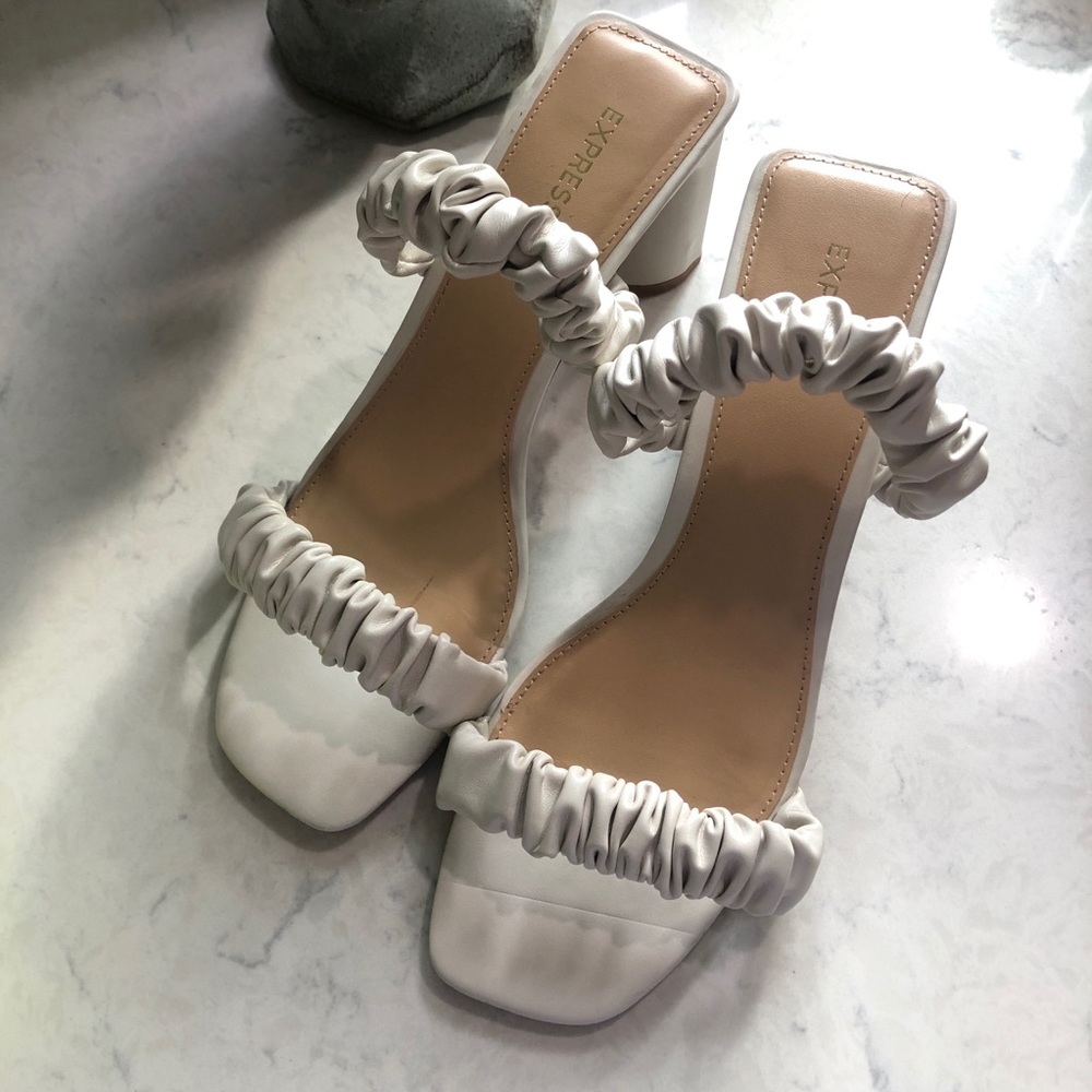 Express Scrunched Block Heel Mule